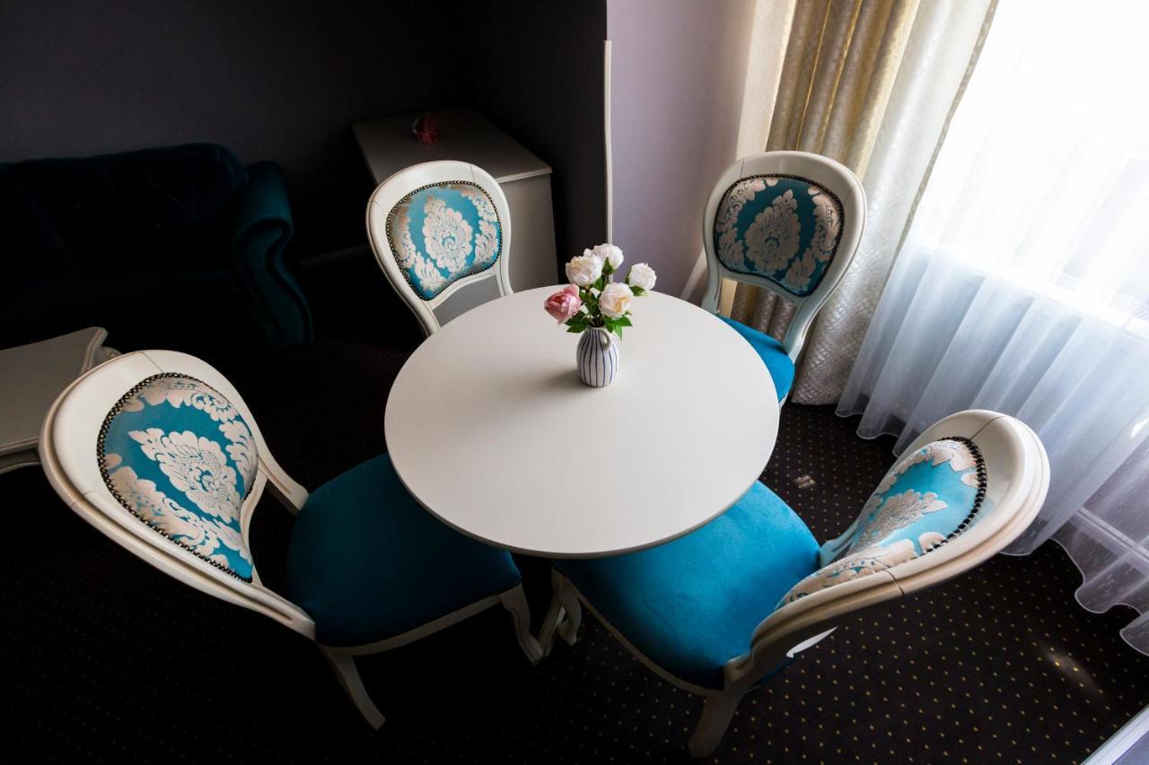 Royal Inn Busteni-Adults Only Zewnętrze zdjęcie