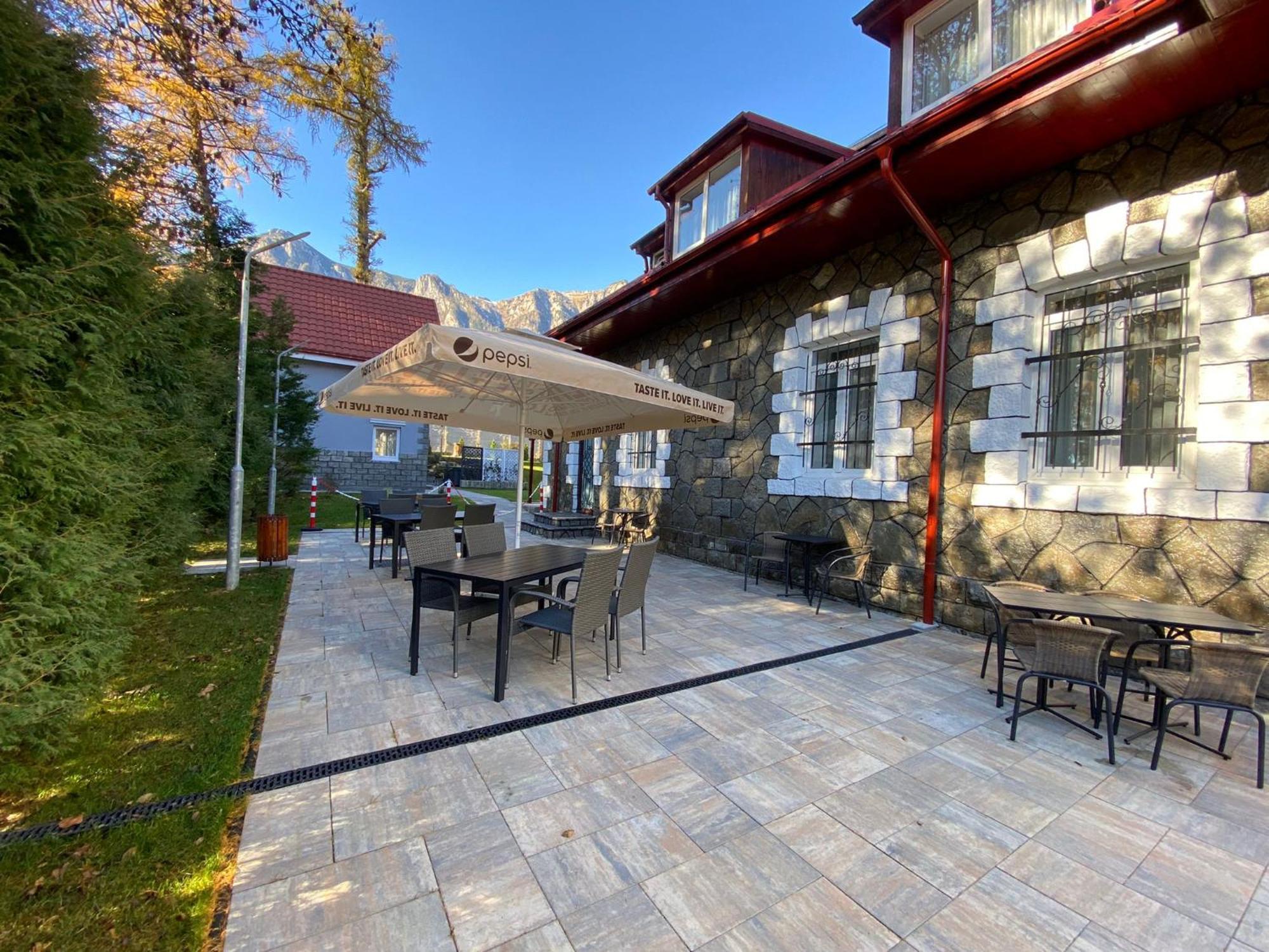 Royal Inn Busteni-Adults Only Zewnętrze zdjęcie